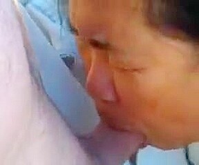 Filipina blowjob