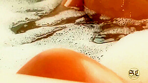 First Lesbians Taste For Two Asian Babes In The Bathtub