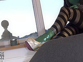Flexible In Shiny Catsuit - Watch4Fetish
