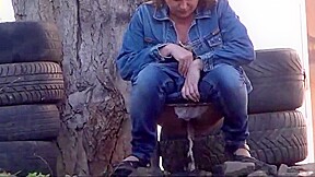 Forest pissing 2