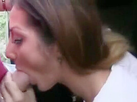 Fraud Driver Fucked This Slutty Amateur Hottie In Public
