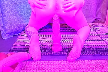 Futanaomi Gapes And Pumps Her Ass Deeply