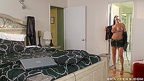 Garden Boy Ploughs Through Wet Pussy With Danny Mountain, Jewels Jade - Brazzers