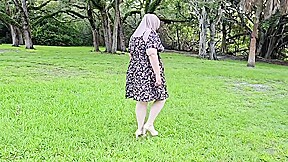 Getting My Pussy Fingered At The Park By A Stranger And Pissing Openly In Public