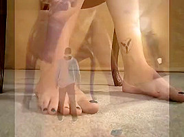 Giantess 01