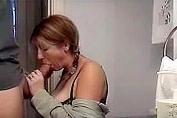 Giving my hot amateur girl a facial