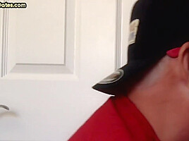 Gloryhole DILF sucking cock at home in homemade closeup
