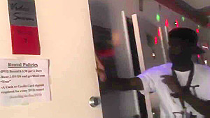 Gloryhole babe analized