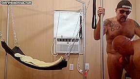 Gloryhole gay enjoys sucking hard cock b4 anal fucking