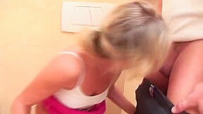 Gorgeous mature female in kinky porn video