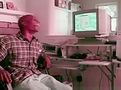 Guy Barebacks His Boyfriend Hard
