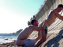 Guy Gets Doggystyled On The Beach And Cum On Ass