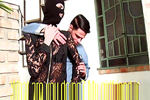 Guy caught and fucked tranny robber