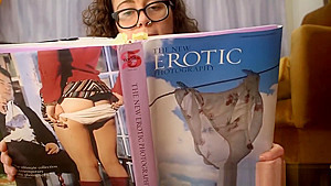 Hairy amateur pussy squirts while toyed