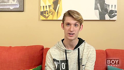 Handsome Twink Chris Tucker Pleasures His Big Dick