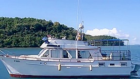 Handsome coquette gets her ass fucked on the yacht