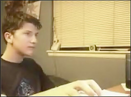 Homemade gay porn with David wanking on webcam