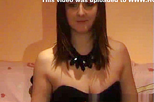 Horny Tranny Jacks Off her Cock