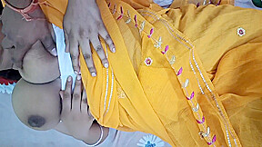 Hot Aunty In Hindi