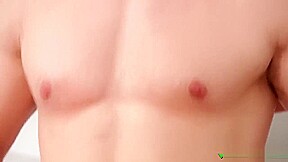 Hot Brunette in Bisex Vid