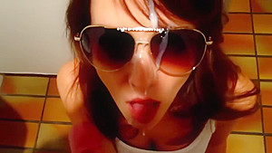 Hot Chick With Sunglasses Gives Public BJ With Huge Facial