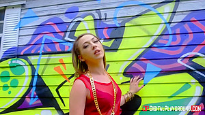 Hot Couple Tries All The Poses - Taylor Pierce