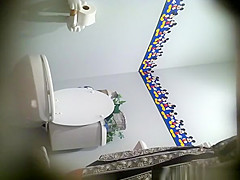 Hot girl in long dress caught peeing