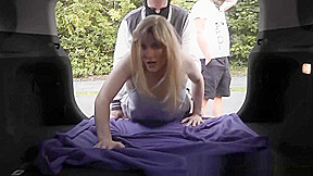 Hot slut Nicole, the extreme swinging amateur girl, gets gangbanged by plen