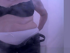 Incredible Amateur, Changing Room, Russian Clip