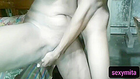 Indian Mature Couple Fuck On A Bed
