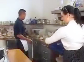 Italian restaurantbosses copulates in the kitchen