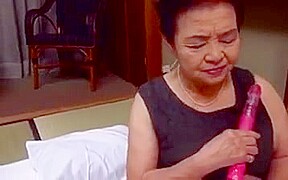 Japaneese granny siep 1 - mastubation