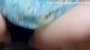 Japanese babe pees bath