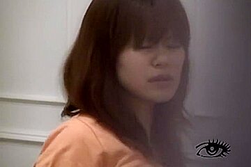 Japanese cunt rubbed in a sexy manner and caught on spy tape