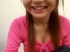Japanese girl - Smelly soles - self worship 