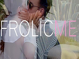 Julia Rocca lies back and takes him