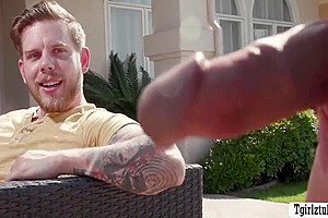 Kalli Grace And Steve Rickz - Cant Resist The Big Ass Ts Pool Cleaner 6 Min