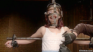 Kristina Rose is tormented in device