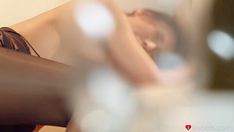 Lady Bug, Sabrisse - Czech Girlfriends Tease And Please