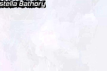 Latina Mature Beauty Masturbating Her Wet Pussy