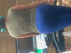 Latina milf ass!