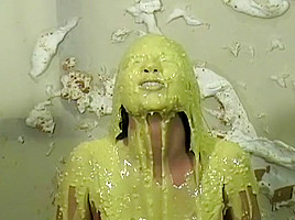 Laura pied and slimed