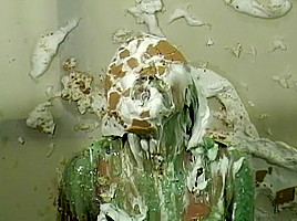Laura pied and slimed