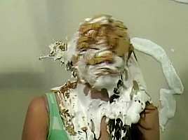 Laura pied and slimed