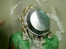 Laura pied and slimed