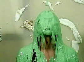 Laura pied and slimed