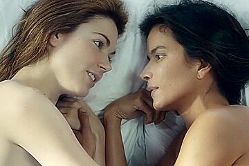 Liz in September (2014) Patricia Velasquez