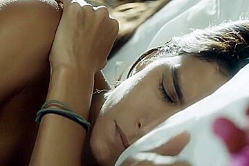 Liz in September (2014) Patricia Velasquez