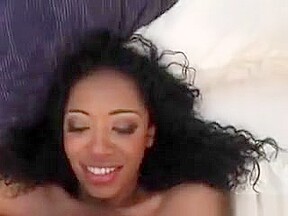 Lover Starts Eating Out Horny Housewives Pussy
