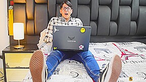 M A And Des Ires In Nerd Dreams Of Fucking His Step-sister